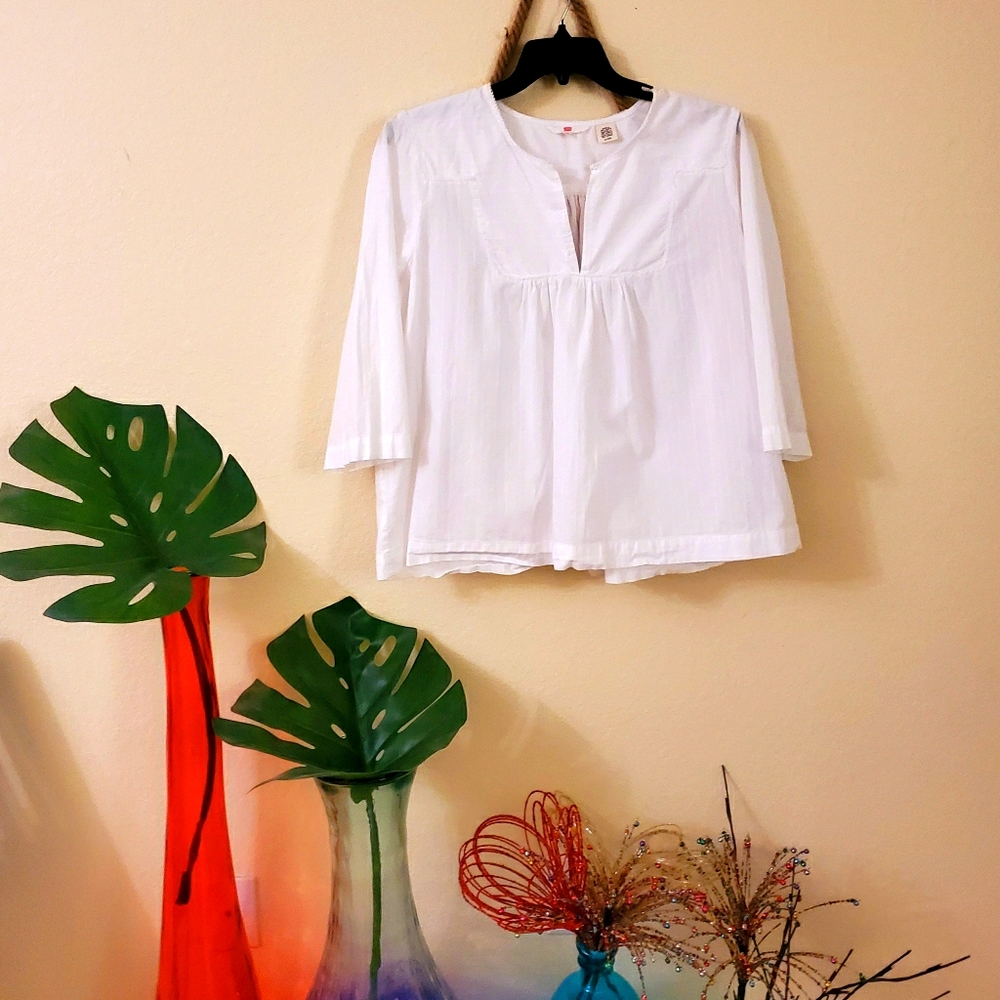 Levi's white blouse. Cotton 100%